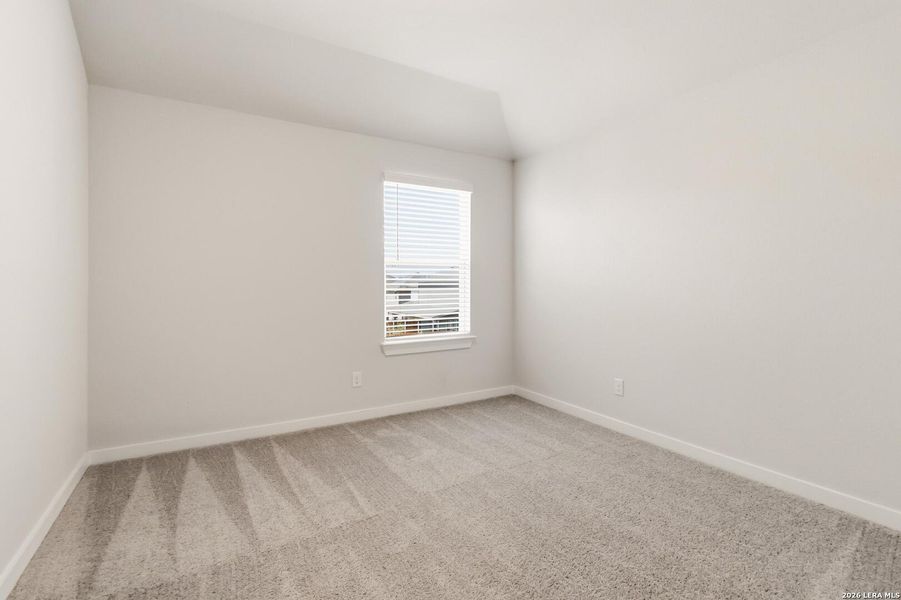 Spacious, unfurnished interior of a new home in Applewhite Meadows, San Antonio (Image 8).