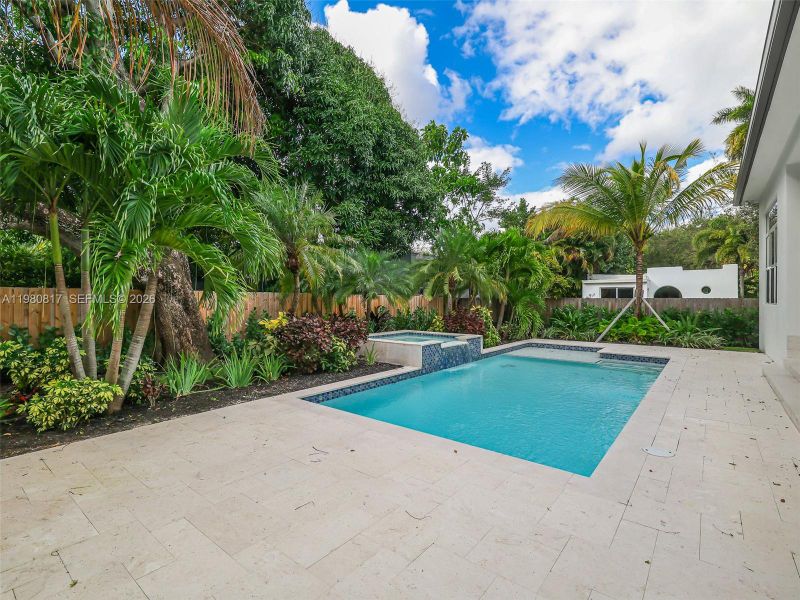 Exterior details and patio area of a home in , Biscayne Park (Image 35).