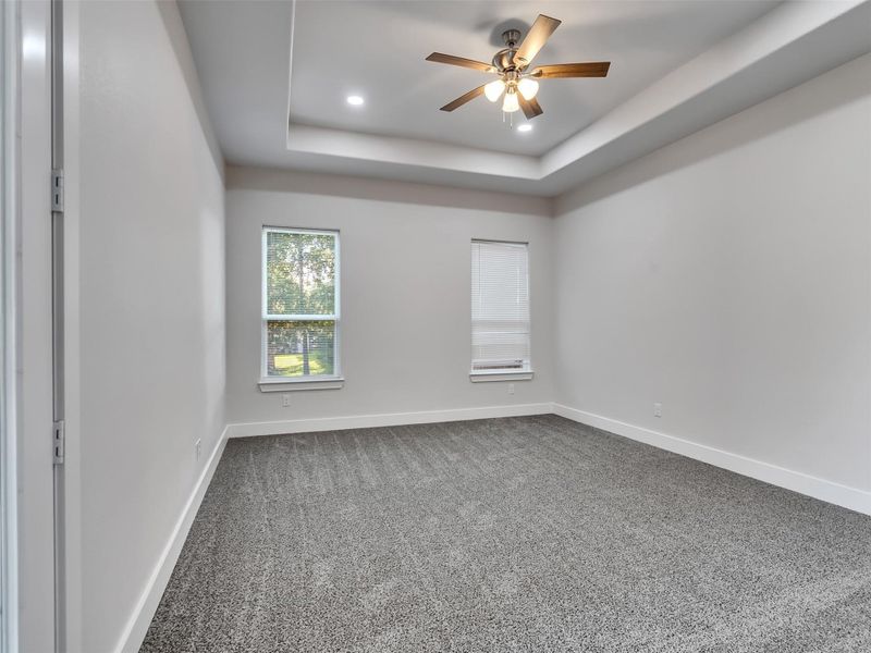 Spacious, unfurnished interior of a new home in , Dickinson (Image 13).