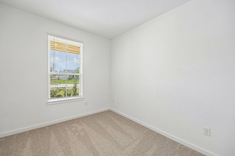 Spacious, unfurnished interior of a new home in Windcress, Cove (Image 18).