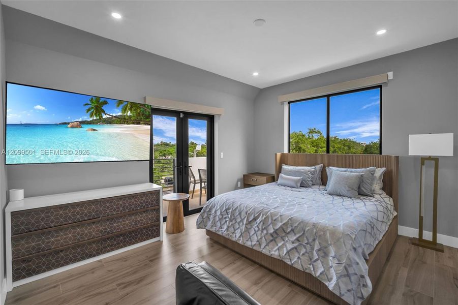 Furnished interior view inside a new home in , Fort Lauderdale (Image 8).