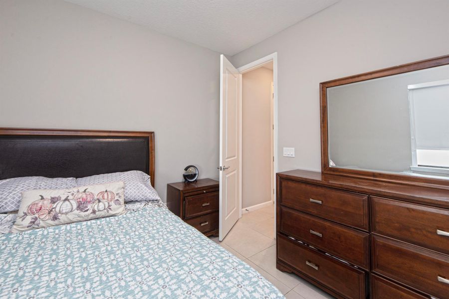 Furnished interior view inside a new home in , Port St. Lucie (Image 10).