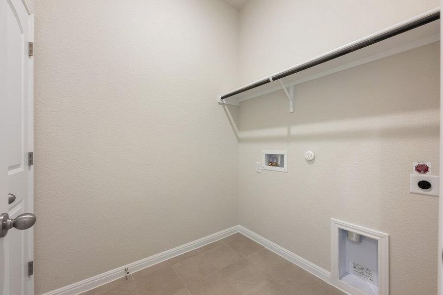 Spacious, unfurnished interior of a new home in La Cima, San Marcos (Image 33).