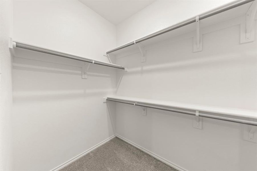 24. 3118 Yellow Pine - Closet