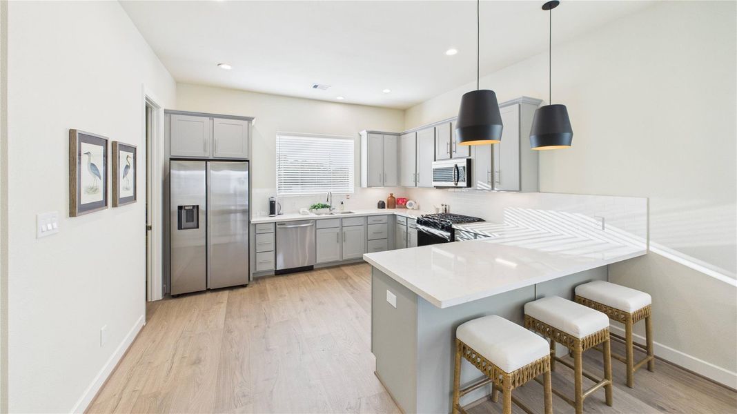 Furnished interior view inside a new home in Willowbend Point, Houston (Image 11). Furnished interior view inside a new home in Willowbend Point, Houston (Image 11).