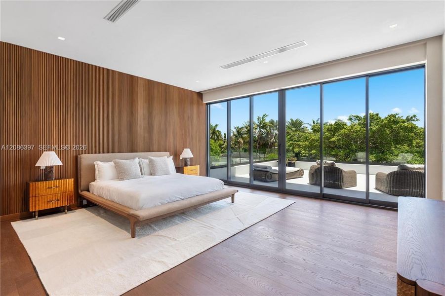 Furnished interior view inside a new home in , Miami Beach (Image 9).