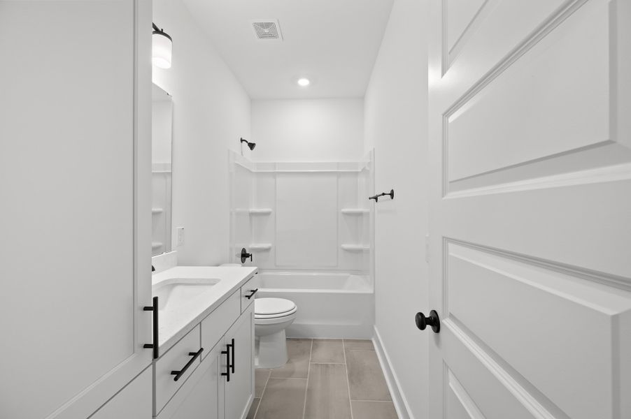 Representative furnished interior of a home built from the Fischer by Hunter Quinn Homes in Beaufort County Homes, Beaufort (Image 11). Representative furnished interior of a home built from the Fischer by Hunter Quinn Homes in Beaufort County Homes, Beaufort (Image 11).