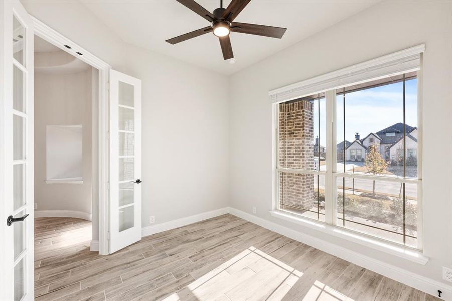 Spacious, unfurnished interior of a new home in Hayes Crossing, Midlothian (Image 17).