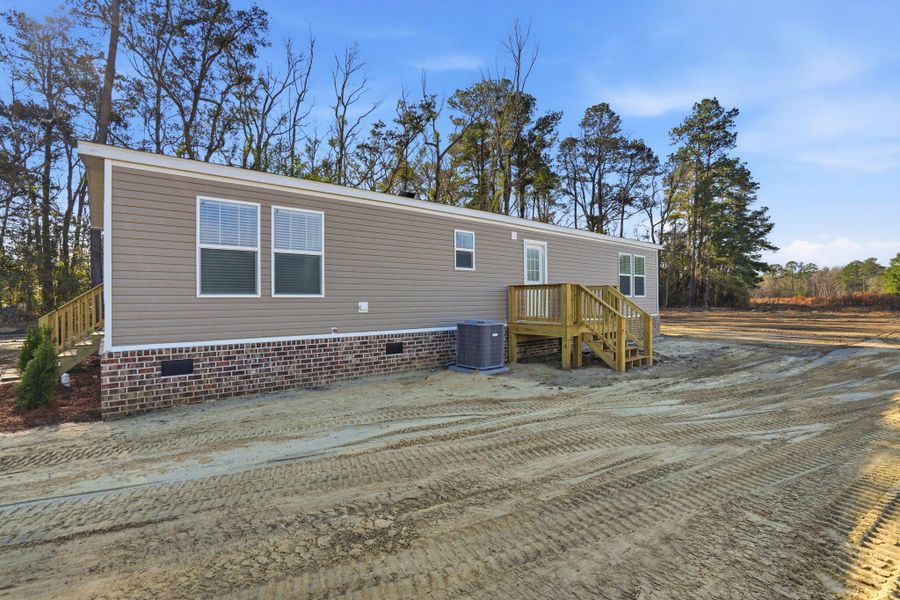 Exterior details and patio area of a home in , Conway (Image 15).
