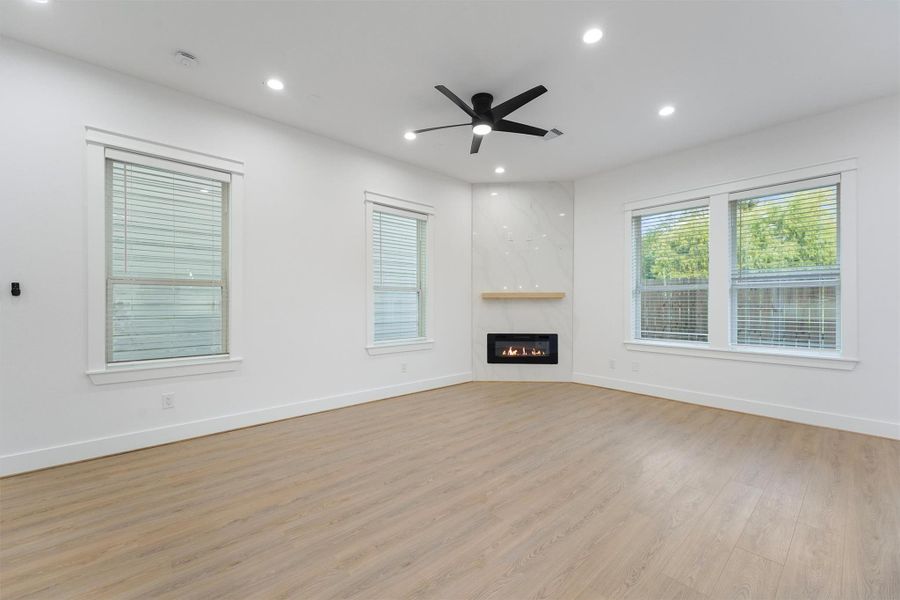 Spacious, unfurnished interior of a new home in , Houston (Image 26). Spacious, unfurnished interior of a new home in , Houston (Image 26).