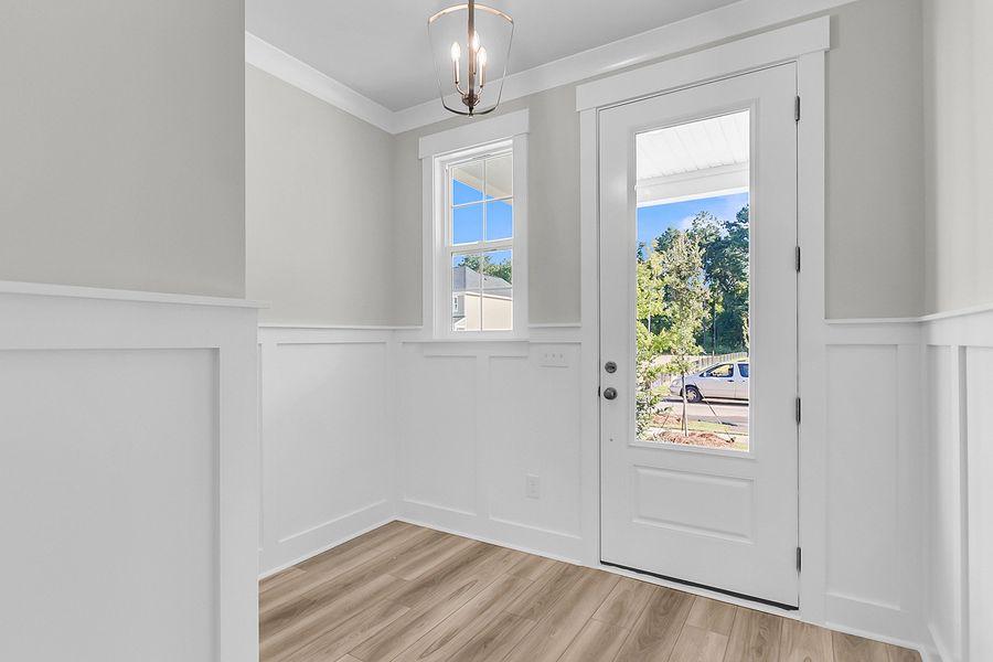 Spacious, unfurnished interior of a new home in Pineland Preserve, Summerville (Image 18).