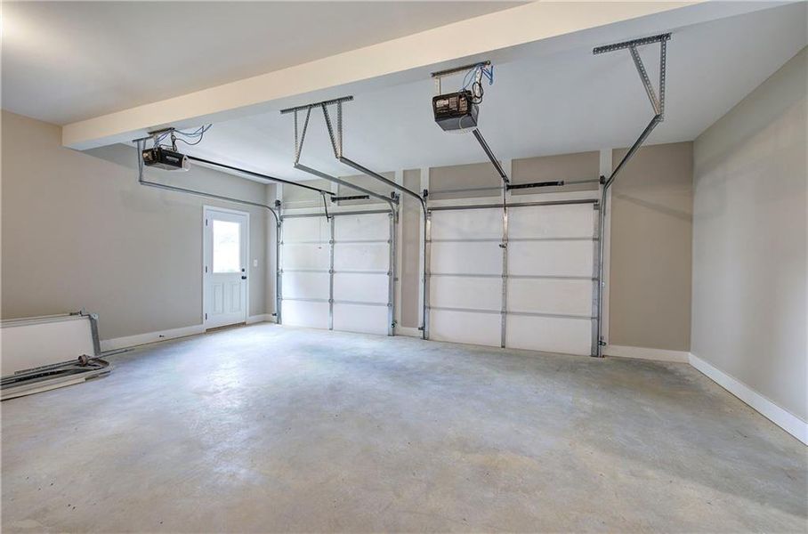 Spacious, unfurnished interior of a new home in , Rockmart (Image 28).
