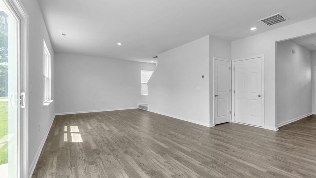 Spacious, unfurnished interior of a new home in The Preserve at Kinsley, Jamestown (Image 11).