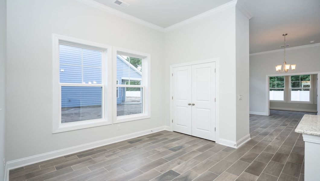 Representative unfurnished interior of a home built from the CUMBERLAND by D.R. Horton in Waterbridge, Myrtle Beach (Image 20).
