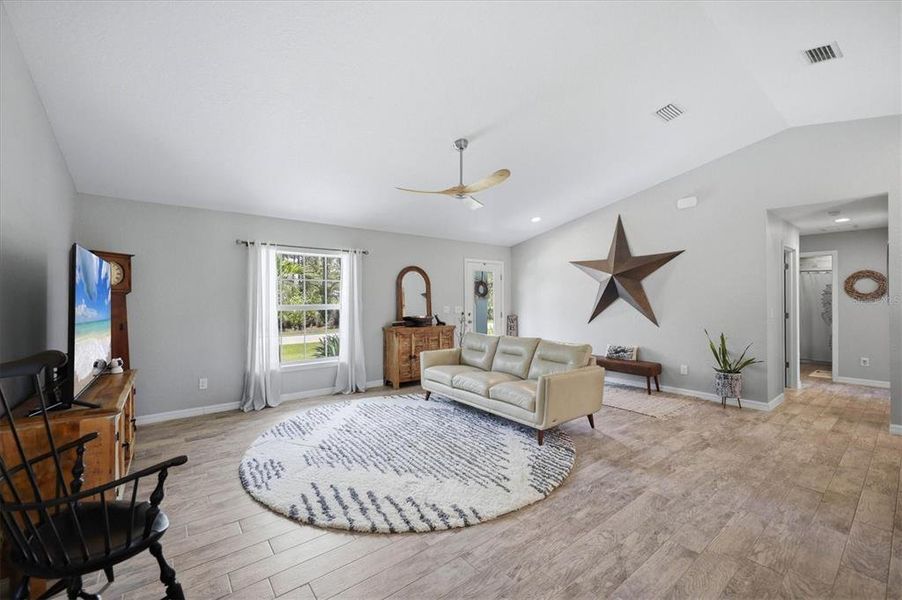 Furnished interior view inside a new home in , Port Charlotte (Image 8).