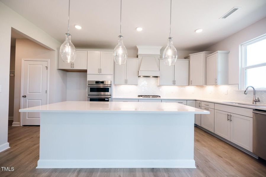 Furnished interior view inside a new home in Tobacco Road, Angier (Image 99). Furnished interior view inside a new home in Tobacco Road, Angier (Image 99).