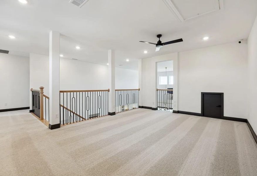 Spacious, unfurnished interior of a new home in WILDTREE 60', Montgomery (Image 11).