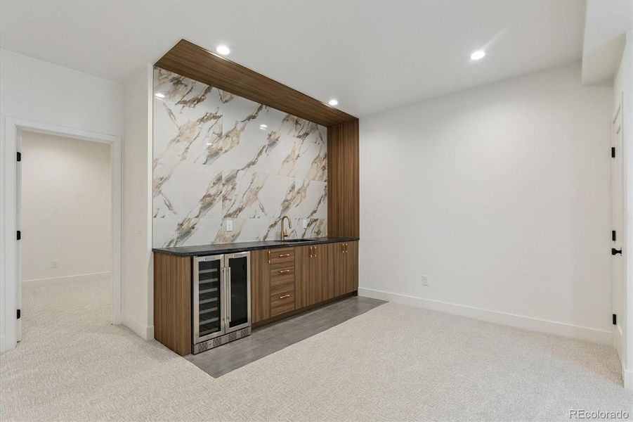 Image 40 of a home in .