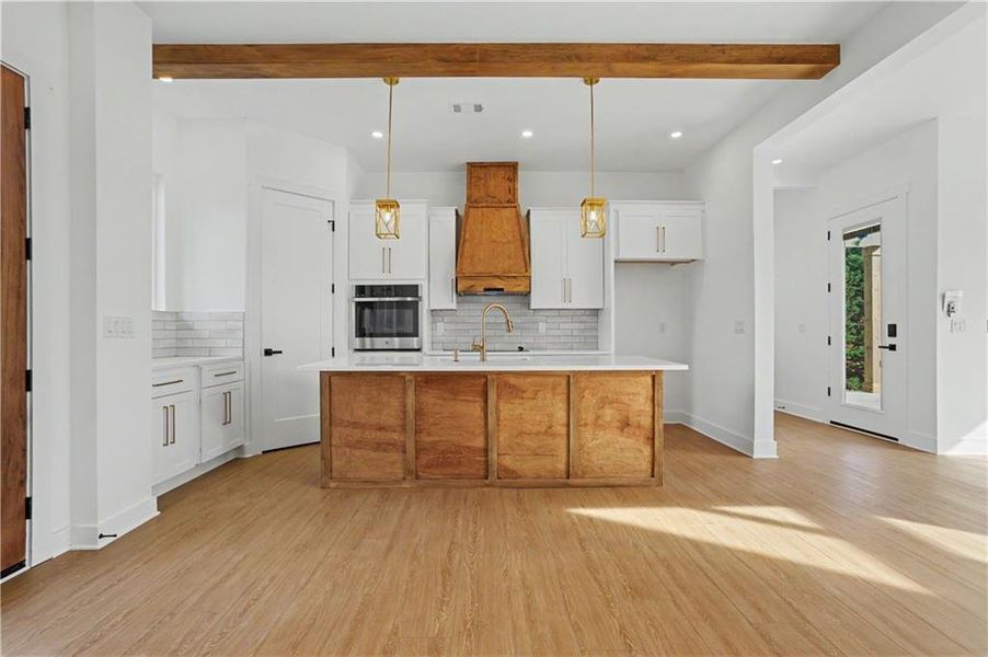 Furnished interior view inside a new home in , Gainesville (Image 10).