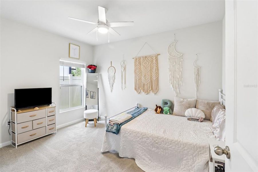Furnished interior view inside a new home in , Sumterville (Image 10).