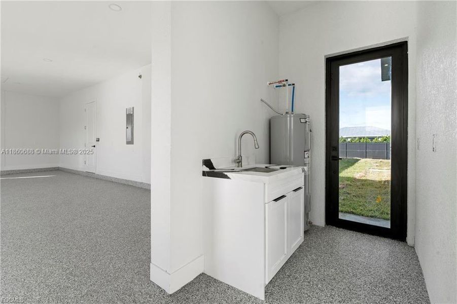 Furnished interior view inside a new home in , Cape Coral (Image 6).