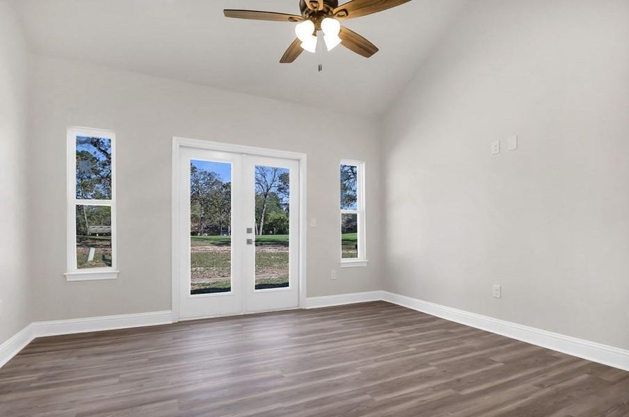 Spacious, unfurnished interior of a new home in , Lufkin (Image 11). Spacious, unfurnished interior of a new home in , Lufkin (Image 11).