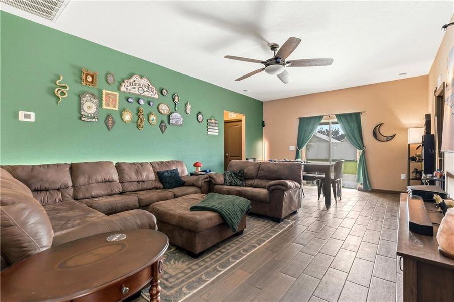 Furnished interior view inside a new home in Thompson Preserve, Bartow (Image 24). Furnished interior view inside a new home in Thompson Preserve, Bartow (Image 24).