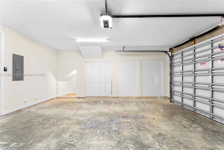 Spacious, unfurnished interior of a new home in , Miami (Image 28).