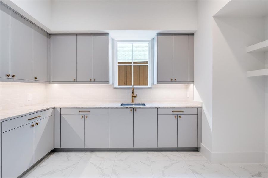 Furnished interior view inside a new home in , Dallas (Image 17).