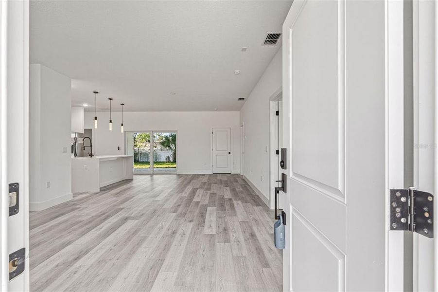 Spacious, unfurnished interior of a new home in , North Port (Image 30).