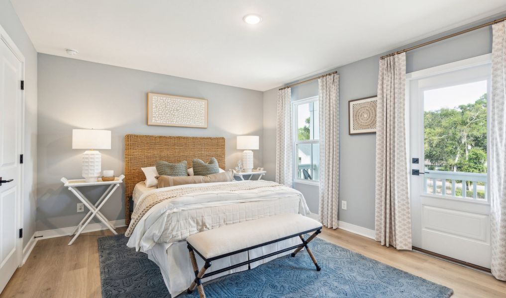 Representative furnished interior of a home built from the Bay Point by K. Hovnanian® Homes in Sea Island Collective, Beaufort (Image 27).