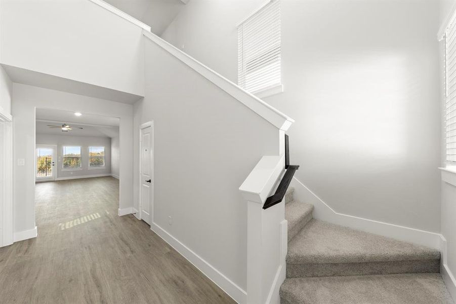 04. 705 Valley Pines - Entry (2) 04. 705 Valley Pines - Entry (2)