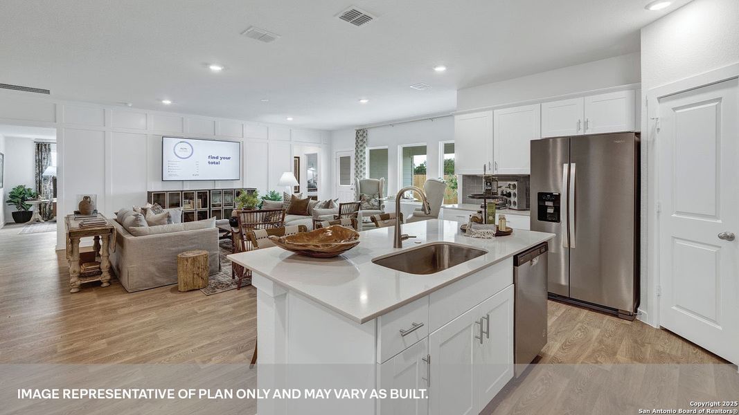 Furnished interior view inside a new home in Sonoma Oaks, Fredericksburg (Image 9).