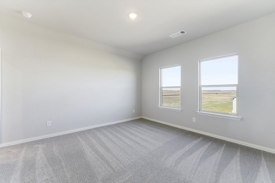 Spacious, unfurnished interior of a new home in Clear Sky Addition, Valley View (Image 25).