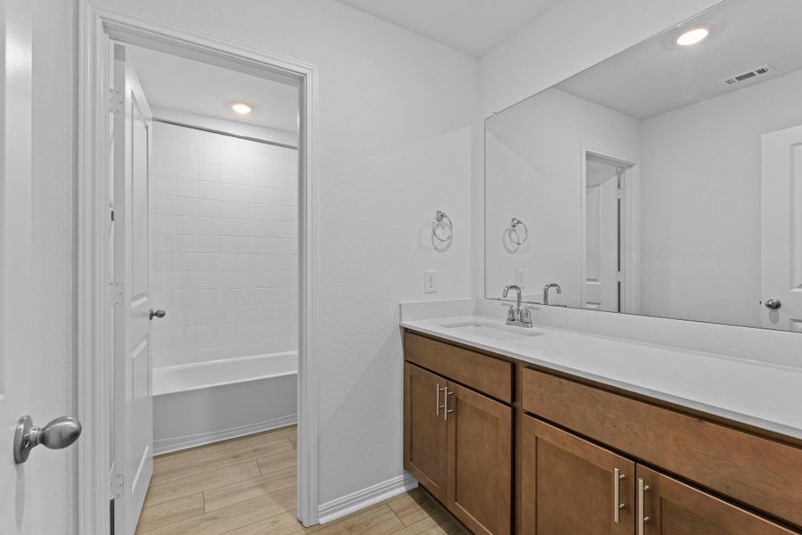 Furnished interior view inside a new home in , Georgetown (Image 11).
