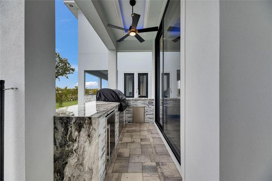 Exterior details and patio area of a home in , Apollo Beach (Image 39).