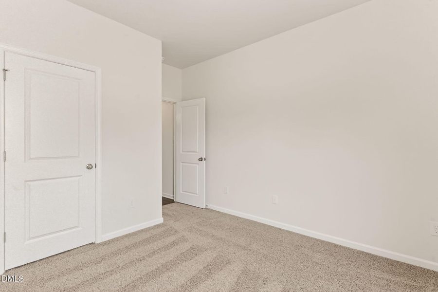 FAY_Hunters Trace_Embark_103 Rubyfield C