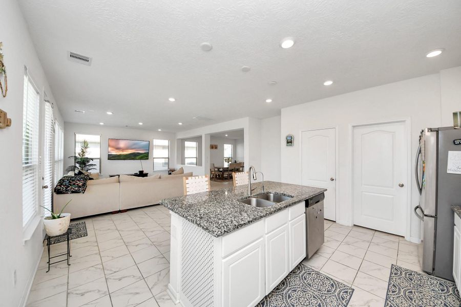 Furnished interior view inside a new home in Olympia Falls, Fresno (Image 24).
