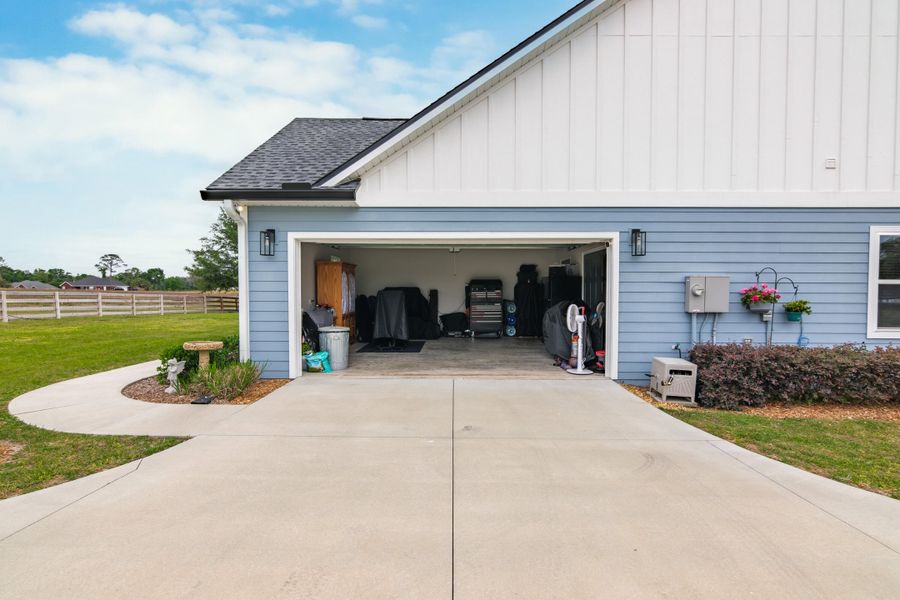 Exterior-19
