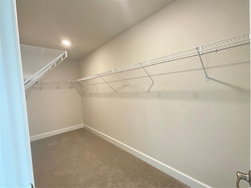 Walking closet