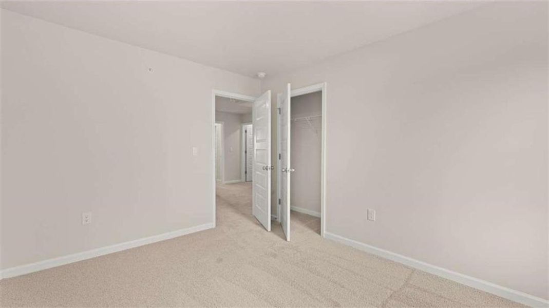 Spacious, unfurnished interior of a new home in Echo Glen, Stockbridge (Image 50).
