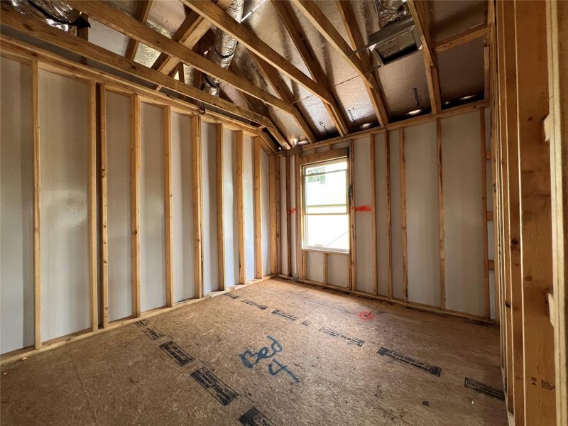 Spacious, unfurnished interior of a new home in Rolling Glen, Hutto (Image 29).