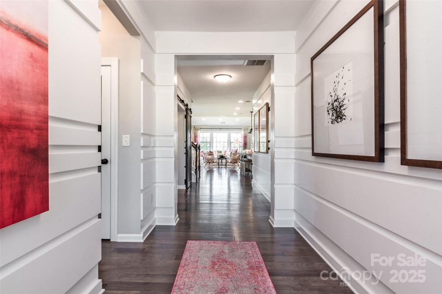 Example Photo - Foyer