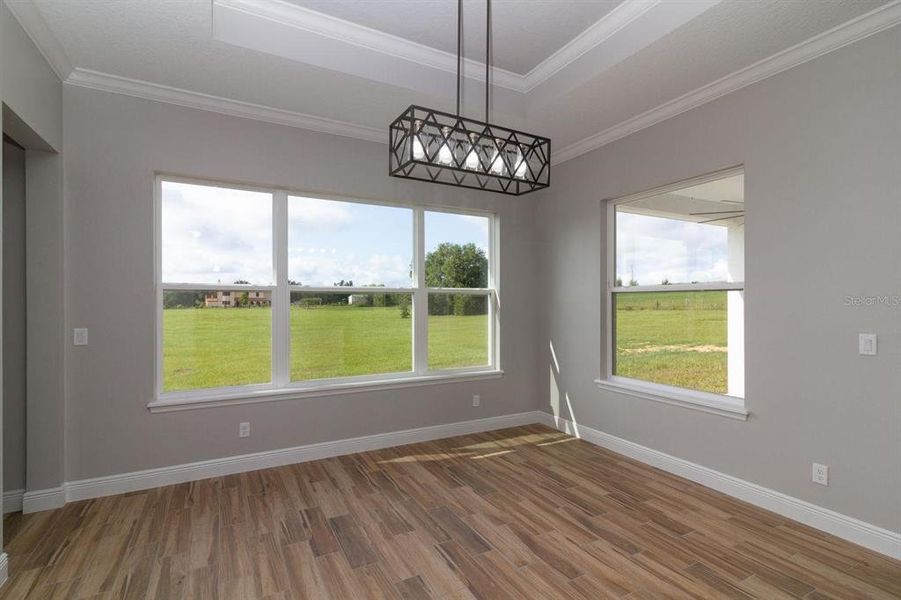 Spacious, unfurnished interior of a new home in , Leesburg (Image 14).
