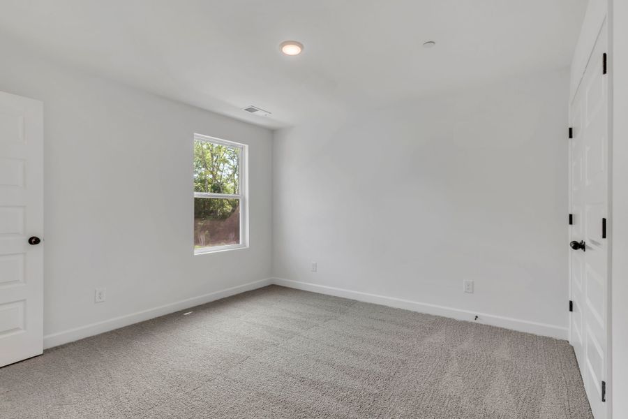 Spacious, unfurnished interior of a new home in Oxford Station, Gallatin (Image 24). Spacious, unfurnished interior of a new home in Oxford Station, Gallatin (Image 24).