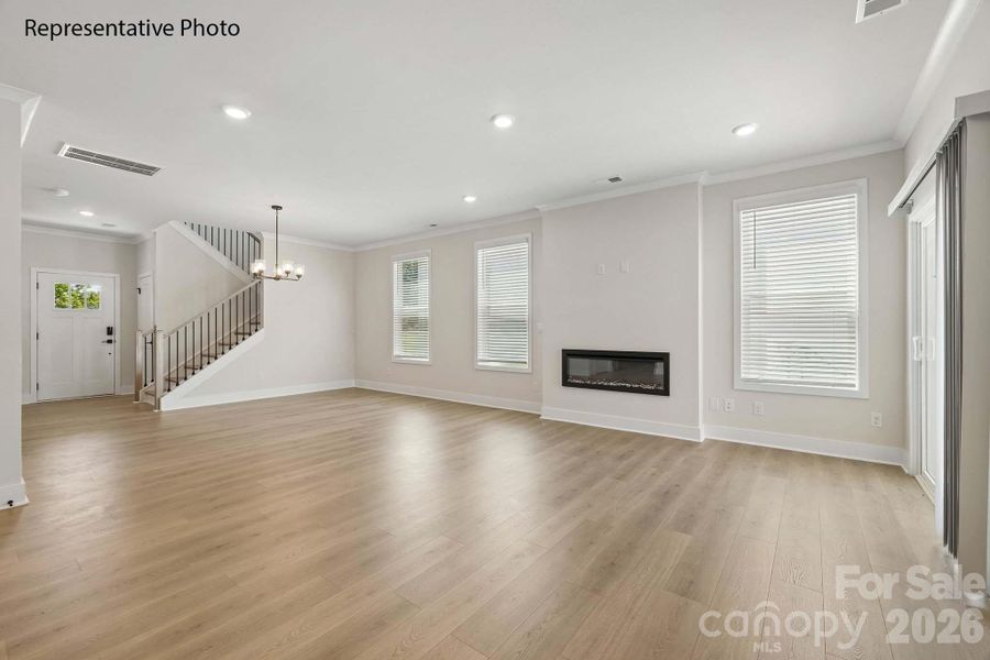 Spacious, unfurnished interior of a new home in Oak Grove Hill, Huntersville (Image 33).