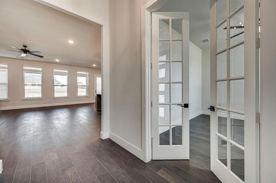 Image 37 of a home in The Arbors Midlothian.