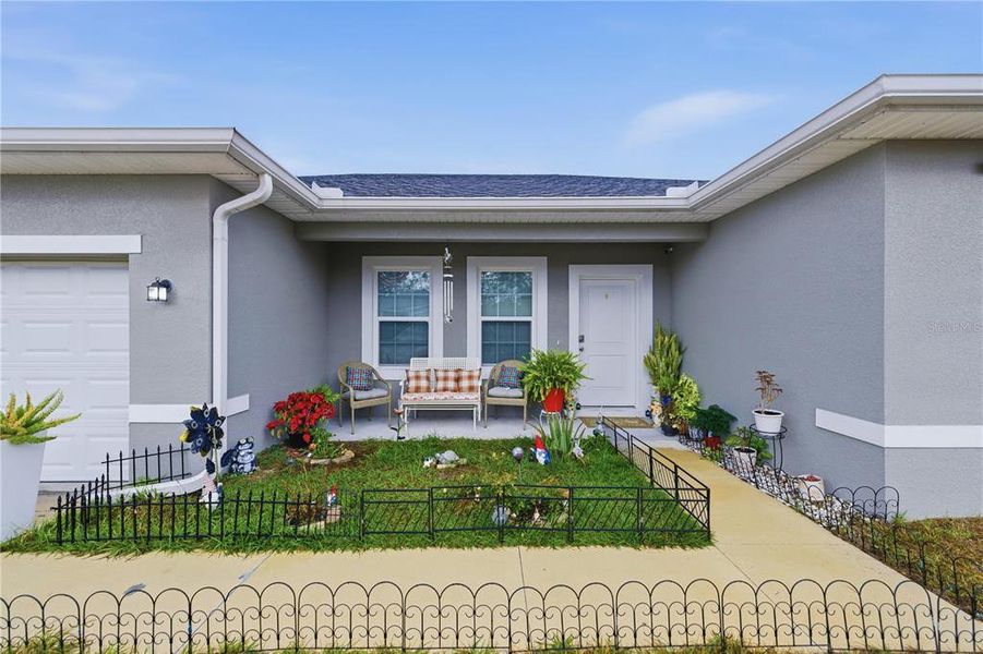 Exterior details and patio area of a home in , Ocala (Image 3).