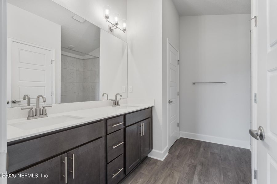 Furnished interior view inside a new home in , Green Cove Springs (Image 8).
