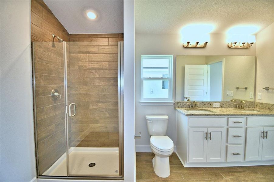 Furnished interior view inside a new home in , Auburndale (Image 14).